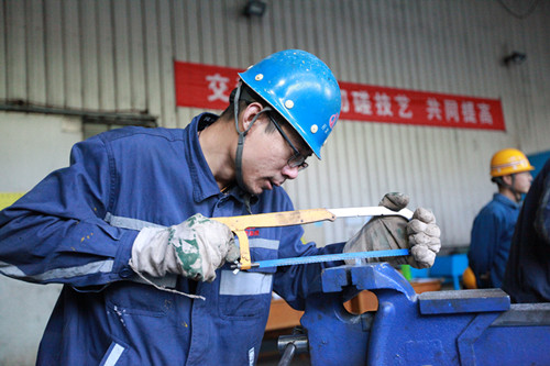 1575081383429529.jpg 机械专业1 (1)_副本.jpg