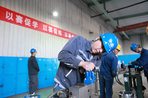 1575081402700560.jpg 机械专业1 (2)_副本.jpg