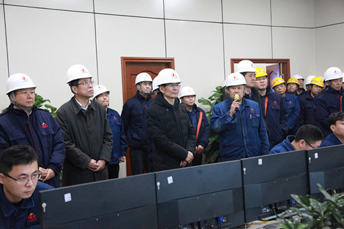 1582354792709054.jpg 高炉炼铁工艺介绍_副本.jpg