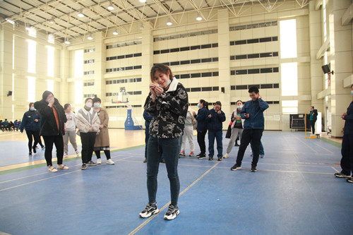 1646637315886325.jpg 1穿针引线_副本.jpg