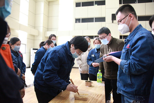 1646637332243675.jpg 3龙抬头夹豆子_副本.jpg